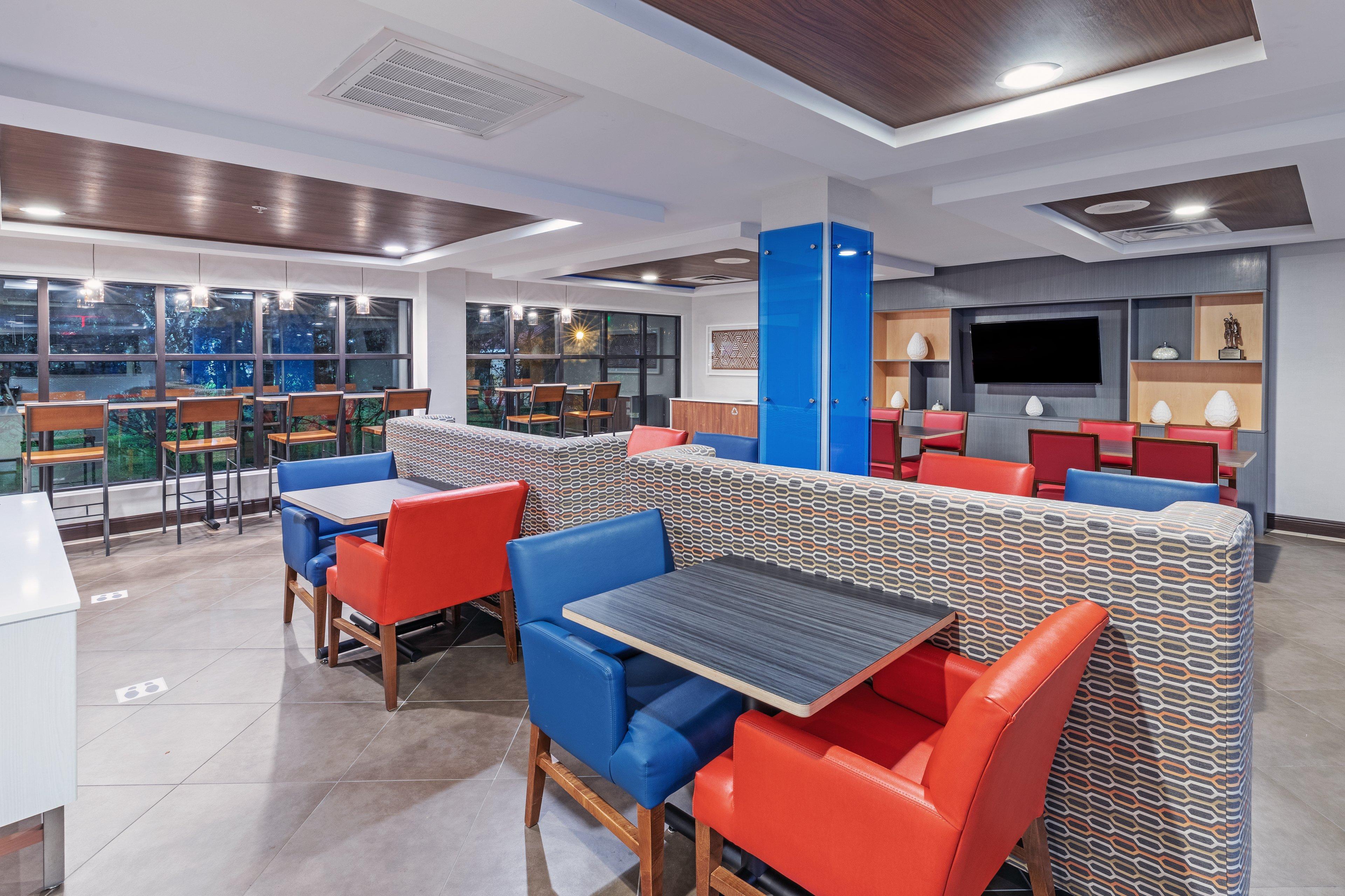 Holiday Inn Express Hotel & Suites Picayune By Ihg Exterior photo